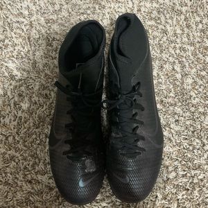 Nike soccer cleats size us 9